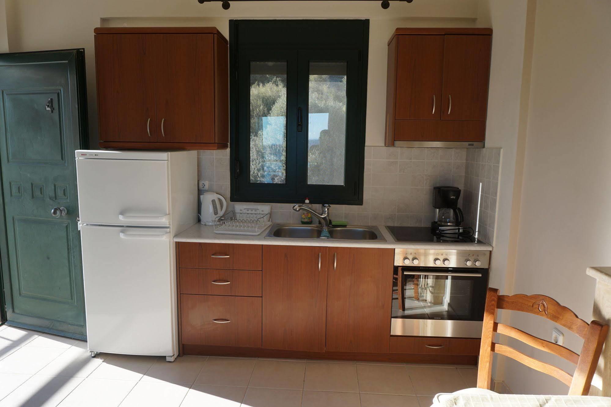 Portela Apartments Kampoula Keratokampos Esterno foto
