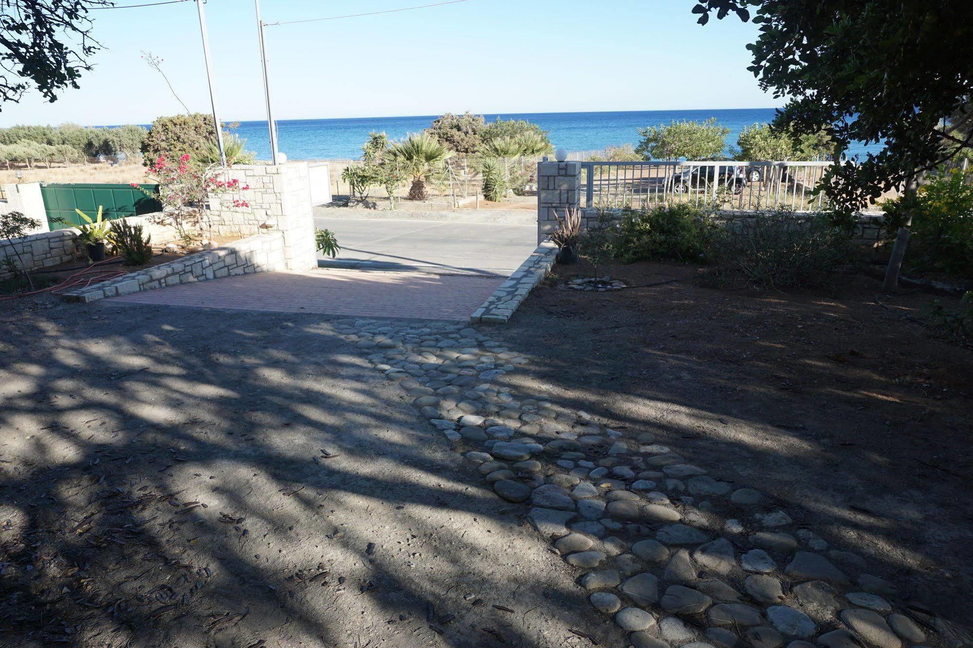 Portela Apartments Kampoula Keratokampos Esterno foto