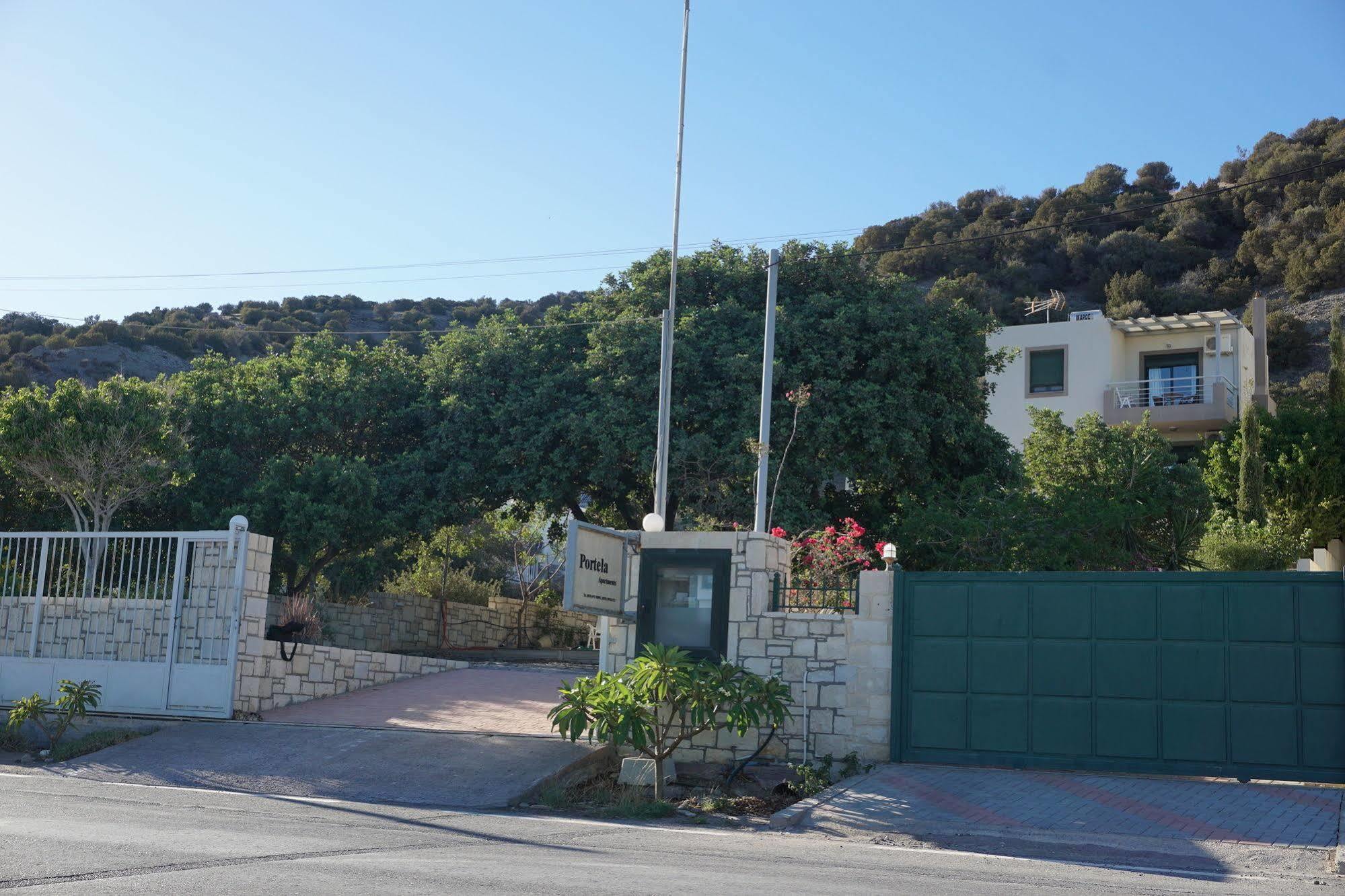 Portela Apartments Kampoula Keratokampos Esterno foto